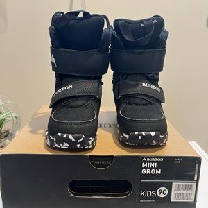 Burton Mini Grom Snowboard Boots